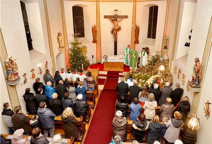 Die Kapelle St. Josef war bis auf den letzten Platz gefüllt.