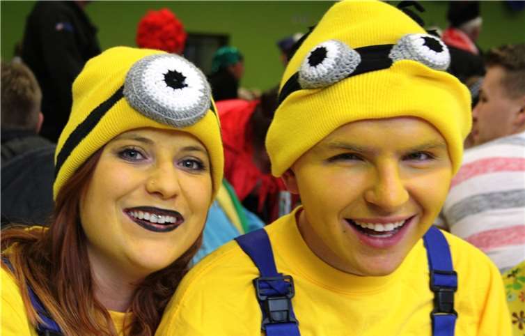 Die Kappensitzung begeisterte mit einem abwechslungsreichen Programm.