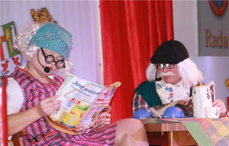 Die Karnevalisten konnten ein kunterbuntes Programm genießen.Foto: privat