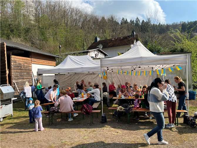 Die Karnevalsgesellschaft 1937 Sayn e.V. organisierte für ukrainische Gäste und MitbürgerInnen aus der Region einen unbeschwerten Tag.