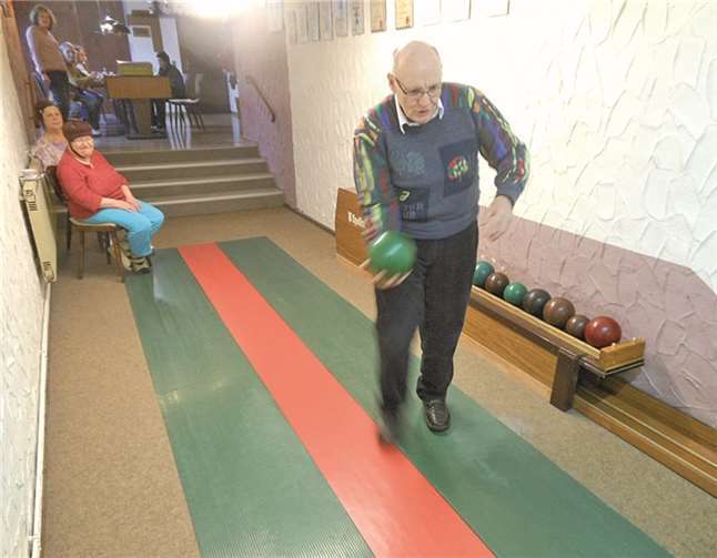 Die Kegelaktion des Maranatha-Zentrums wurde von den Senioren unter 60 begeistert angenommen. privat