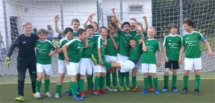 Die Kicker feierten den Saisonabschluss gebührend ihrer Leistungen ordentlich. Foto: privat