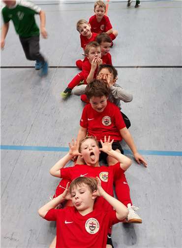 Die Kids bei der Siegerehrung.