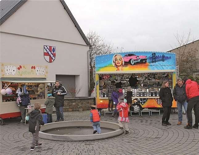 Die Kinder auf dem Kirmesplatz hatten ihren Spaß.