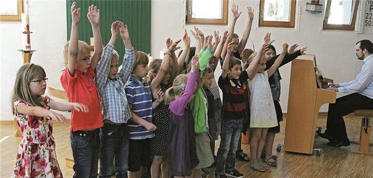 Die Kinder bei einer Probe. privat