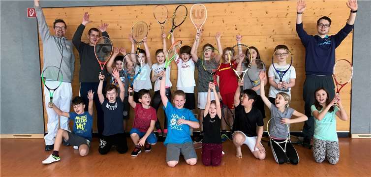Die Kinder beteiligten sich mit viel Spaß am Tennisprojekttag.privat