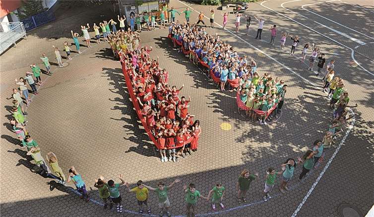 Die Kinder der Aloisius-Schule demonstrieren ihre intensiven Bemühungen in Sachen Inklusion.FIX