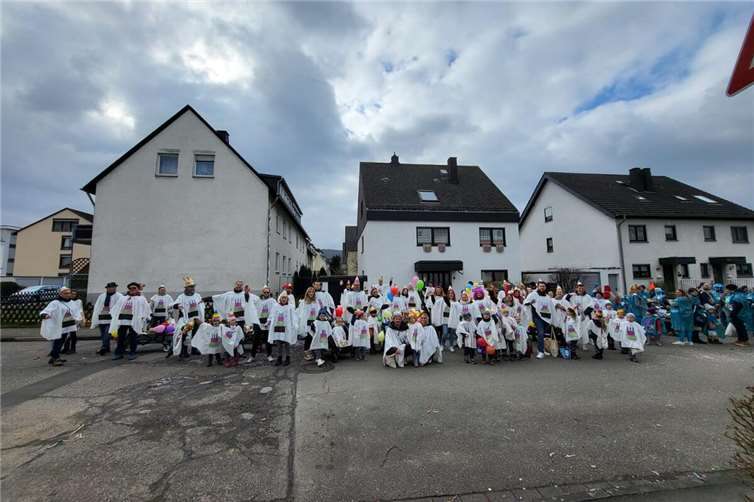 Die Kinder der Ev. Kindertagesstätte Allerheiligenberg nahmen am Kinder- und Jugendumzug teil. Fotos: Katrin Weinand