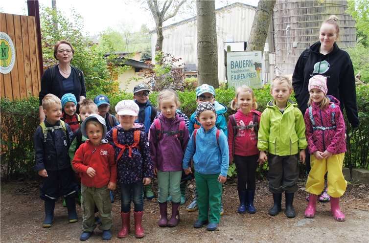 Die Kinder der Igel-Gruppe freuten sich über den Besuch des Bauernhofs. privat