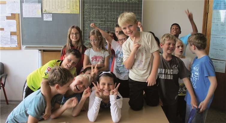 Die Kinder der Klasse 4a, der ersten OGS-Klasse, die im Schuljahr 2010-2011 gebildet wurde.