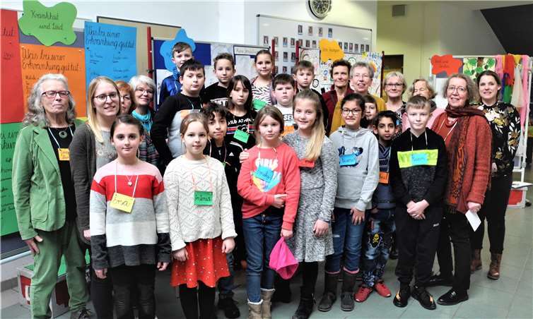 Zum Leben gehört auch der Tod Die Kinder der Klasse 4c befassten sich eine Woche lang mit Abschied und Tod.Foto: privat