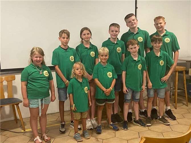 Die Kinder der Schützengesellschaft Urbar in ihren einheitlichen T-Shirts.  Foto: privat