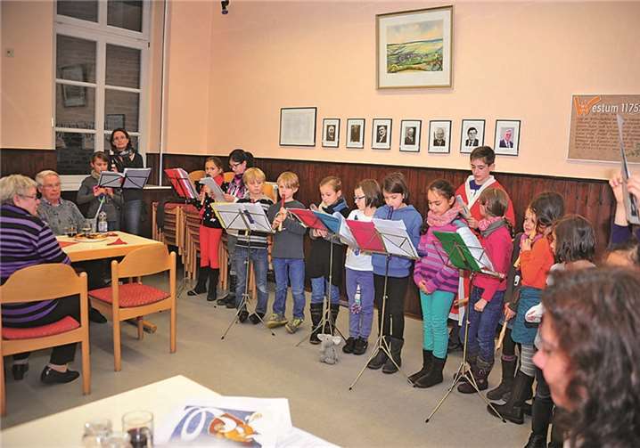 Die Kinder der Sing- und Spielgruppe sorgten für den musikalischen Rahmen.