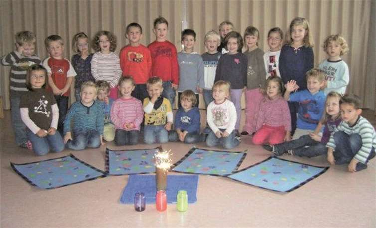 Die Kinder des Riedener Kindergartens erlebten, wie ein musikalisches Werk als anschauliche Geschichte dargestellt wurde. privat