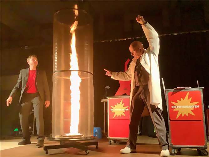 Die Kinder erhielten spannende Einblicke in die Welt der Physik.  Foto: privat