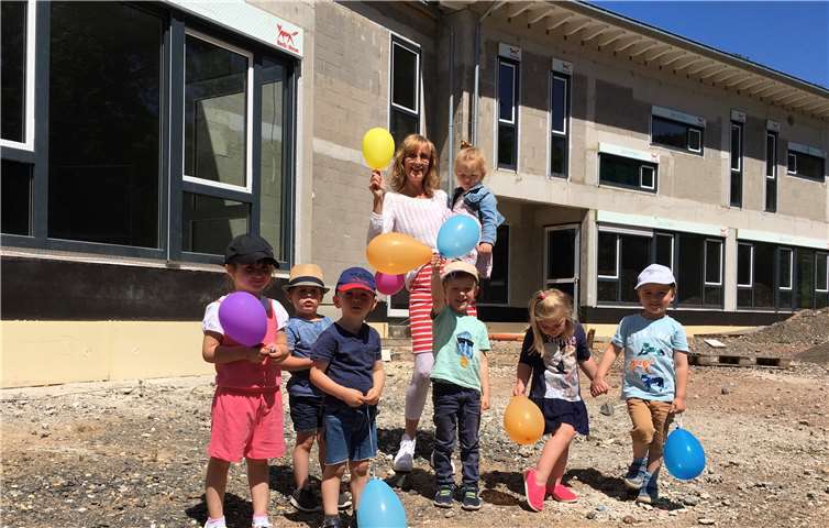 Die Kinder freuen sich auf die neue Kita. Foto: Stadt Linz am Rhein