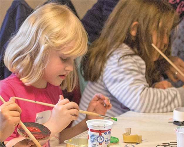 Die Kinder freuten sich darüber viel auszuprobieren, zu basteln und zu gestalten. Privat