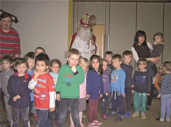 Die Kinder freuten sich, den Nikolaus mit Liedern und Gedichten begrüßen zu können. privat