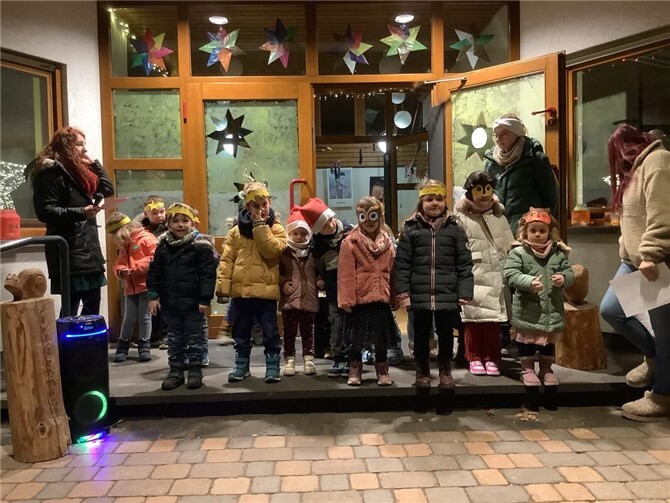 Die Kinder führten ein liebevoll gestaltetes Theaterstück auf. Foto: privat