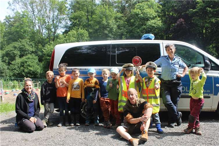 Die Kinder hatten Besuch von der Polizei. Foto: Kita Rappelkiste/Sonja Rausch
