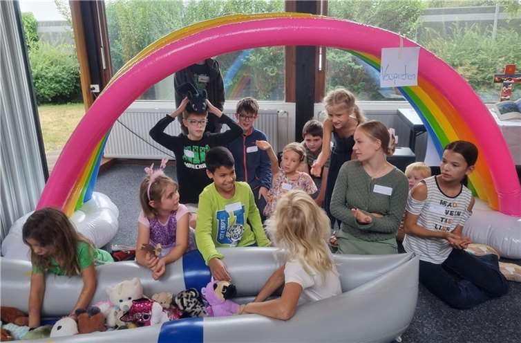Die Kinder hatten die Möglichkeit, sich kreativ auszuleben. Foto: Pfarrerin Johanna Karcher