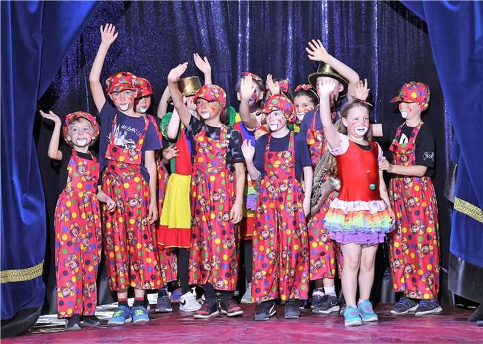 Die Kinder hatten ihren großen Auftritt.  Foto: Jörg Niebergall
