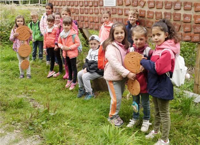Die Kinder hatten schöne Kunstwerke hergestellt. Foto: privat