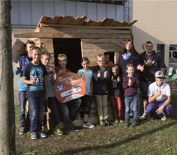 Die Kinder hatten viel Spaß beim Bau den Frankendorfes.privat