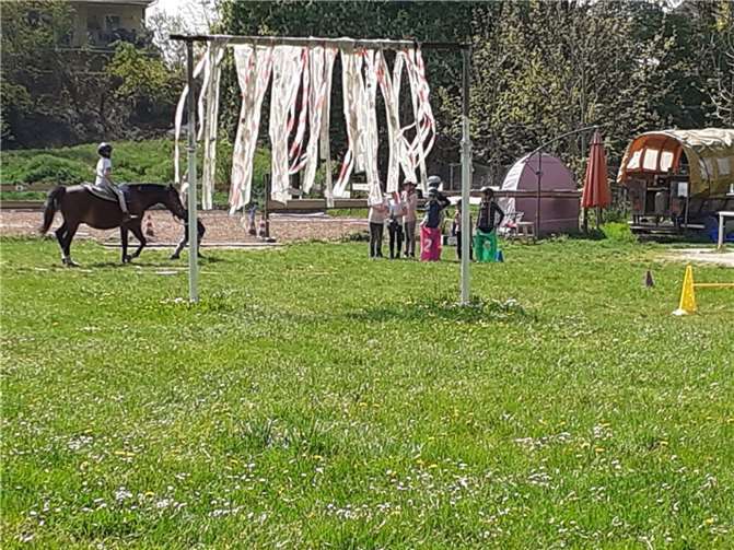 Die Kinder hatten viel Spaß rund ums Pferd. Foto: privat