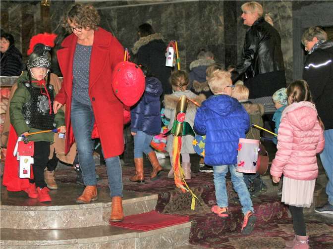 Die Kinder inszenierten einen Martinsumzug. privat