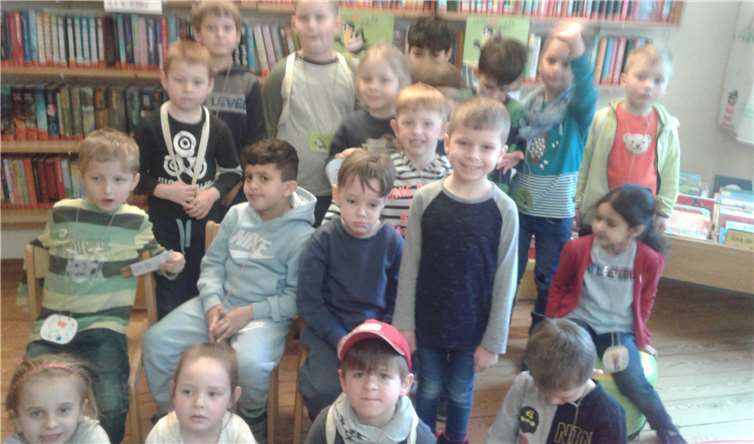 Die Kinder kennen sich jetzt super in der Bücherei aus und werden auch in Zukunft dort vorbeischauen. Foto: privat