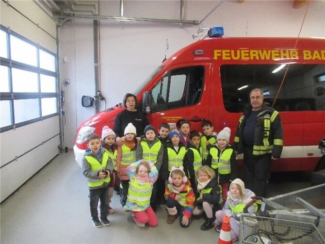 Die Kinder konnten bei der Feuerwehr einen Blick hinter die Kulissen werfen.  Fotos: VG Bad Breisig