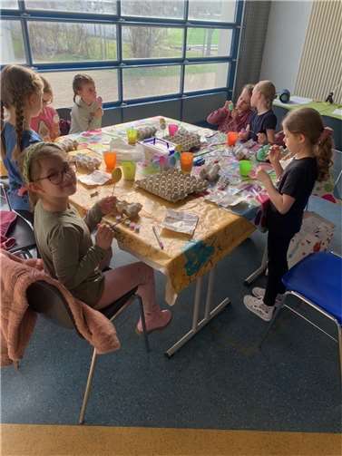 Die Kinder konnten ihrer Kreativität freien Lauf lassen. Foto: Mirjam Müller