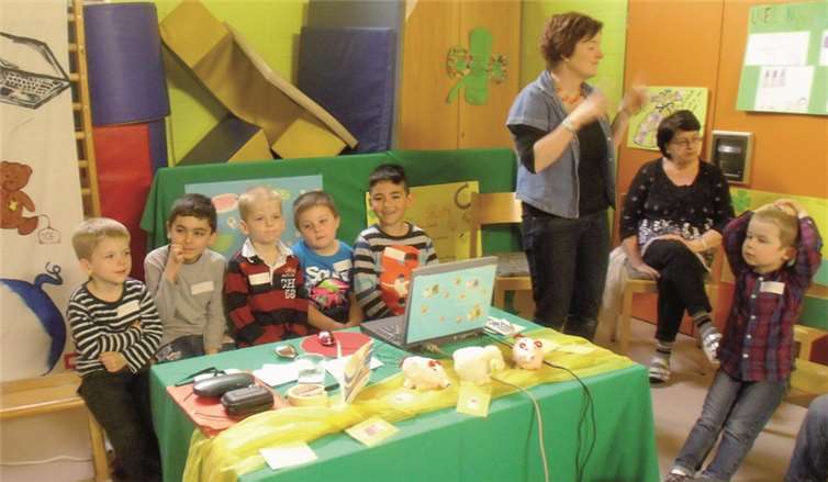 Die Kinder lernen die Bedeutung und die Funktion von Geld kennen. Stadt Meckenheim