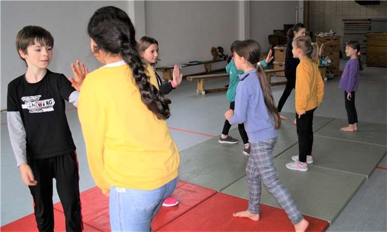 Die Kinder lernten viel zu Körpersprache und Gestik. Foto: KVHS