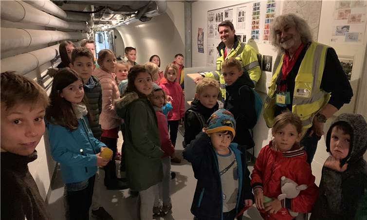 Die Kinder machten sich auf die Suche nach einem Schatz. Foto: Bundesbankbunker