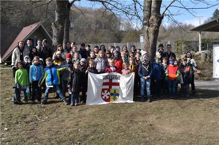 Die Kinder stürzten sich unter dem Thema „Miraculous“ in drei Tage voller Abenteuer mit Ladybug und Cat Noir. Quelle: Dieblicher Pfadfinder