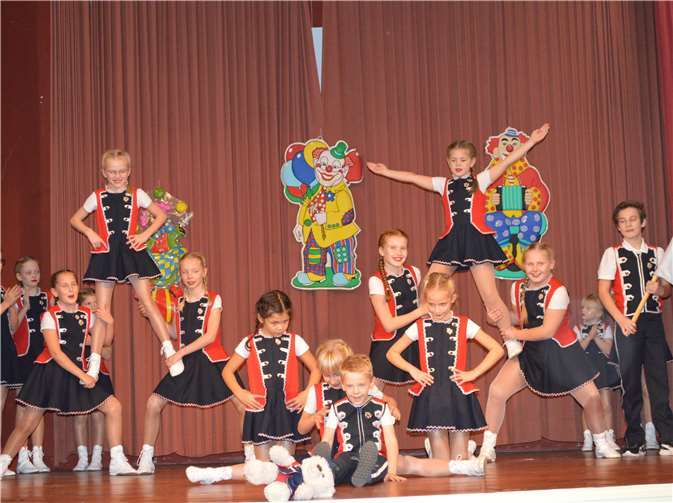 Die Kinder- und Jugendgarde der Hafengarde begeisterte mit ihren Tänzen.Fotos: AB