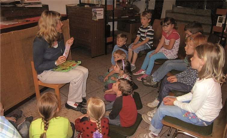 Die Kinder vom Kindergarten Wirbelwind lauschten der Lesung. privat