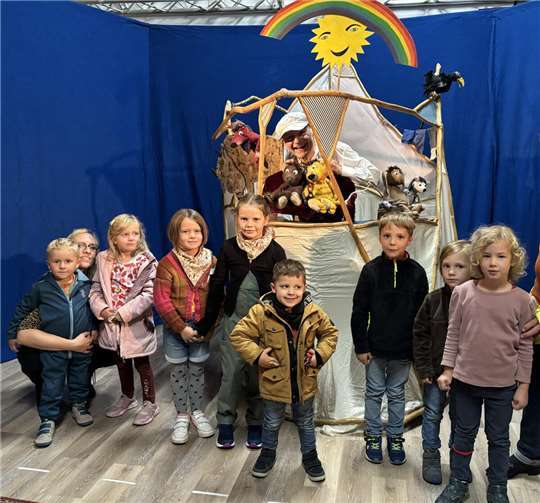 Die Kinder waren vom Figurentheater begeistert. Foto: Maria Oster