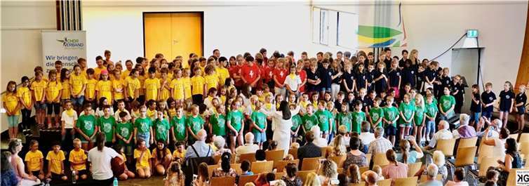 Die Kinder werden ihre eingeübten Stücke wieder mit großer Freude zum Vortrag bringen.