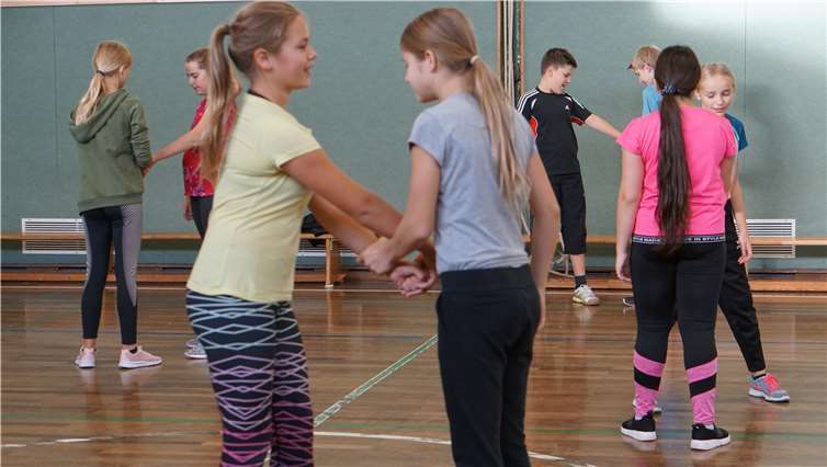 Die Kinder zeigten sich sehr begeistert von den Angeboten und nahmen motiviert daran teil.