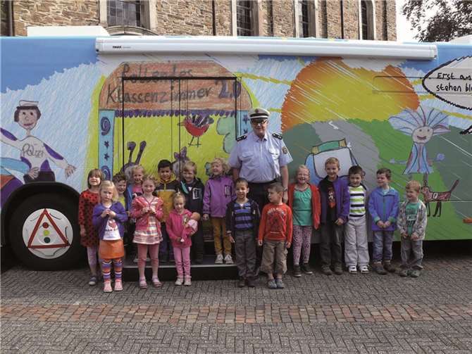 Das rollende Klassenzimmer 2.0 - die Fortsetzung einer Erfolgsstory 