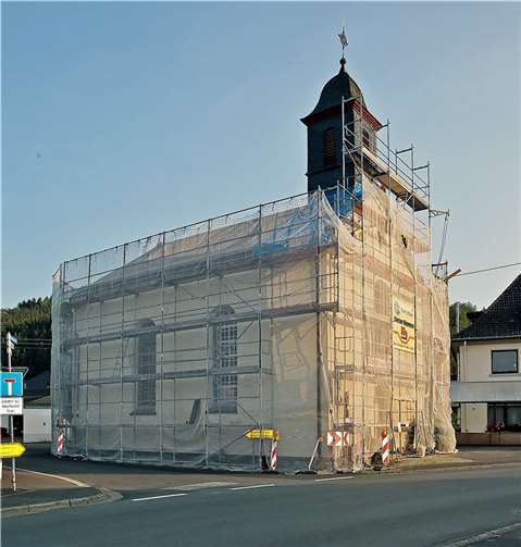 Die Kirche in der Bauphase.Foto: Werner Dreschers