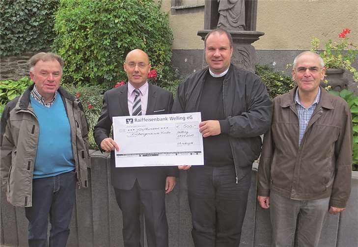 Die Kirchengemeinde Welling freut sich über die Spende. privat