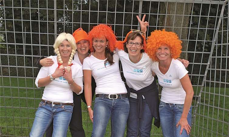 Die „Kirschgarten Damen“ hatten trotz Niederlage unheimlich viel Spaß beim „Kickerturnier“.US