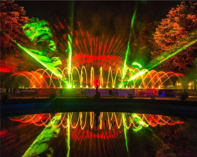 Die Klangwelle hat dieses Jahr wieder Tausende in ihren Bann gezogen. Dominik Ketz