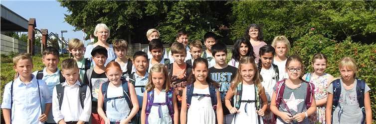 Die Klasse 5a am Tag der Einschulung.privat
