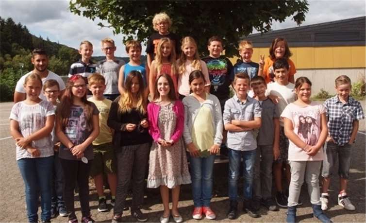 Die Klasse 5a wird von Arian Amin geleitet. privat