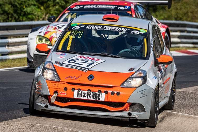 Die Klasse H2 stellte sich dieses Mal als reiner Clio-Klasse dar, da alle Teams mit einem Renault Clio RS Cup an den Start gingen. Foto: EflisImage